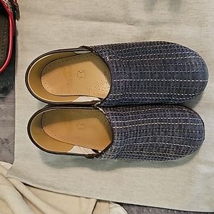 Dansko blue plaid shoes size 39